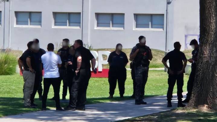 Amenaza de bomba en la Universidad Blas Pascal: evacuaron el campus y trabaja la Brigada de Explosivos en zona noroeste de Córdoba