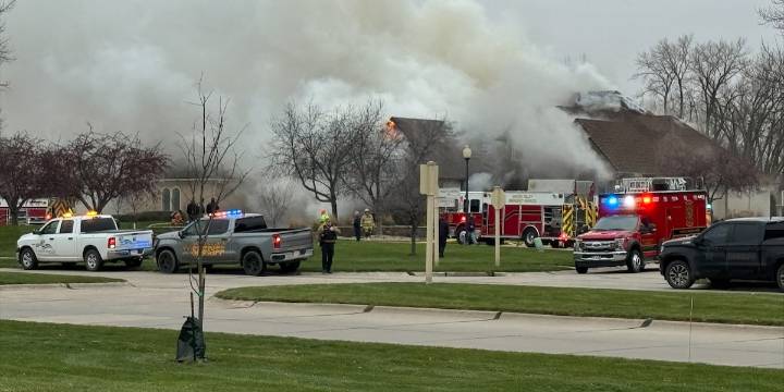 House fire reported in Dakota Dunes, SD