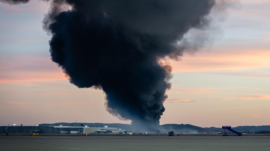 LIVE | Louisville UPS plane crash: At least 9 dead, search ongoing for 16 reported missing