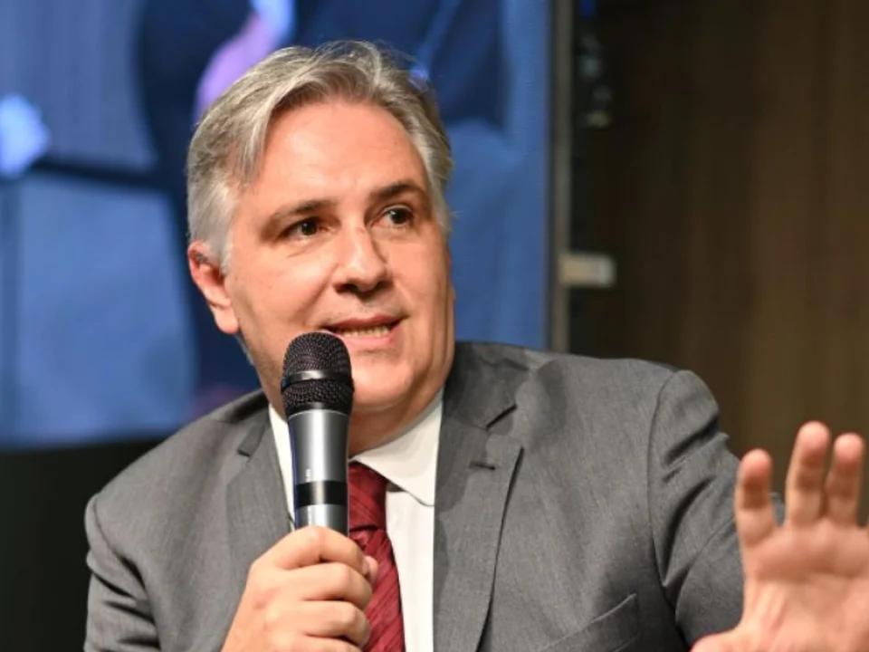 Llaryora: “Fue una reunión productiva, cordial y productiva”