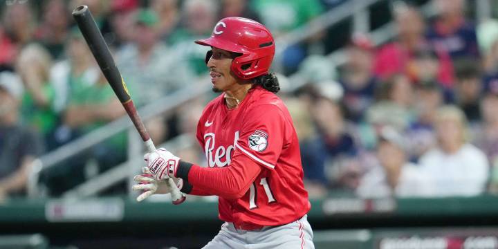 Reds add three prospects to 40