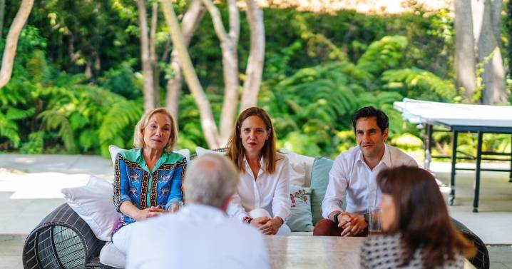 La cita de camaradería en la casa de Schalper en la que Magdalena Piñera explicó el apoyo de su familia a Kast