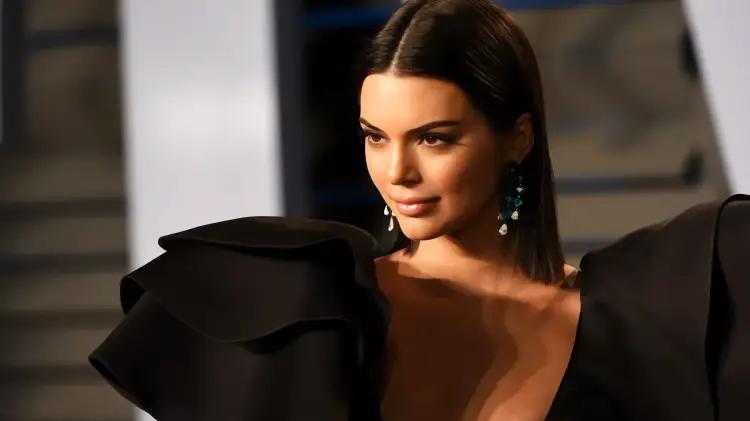 Kendall Jenner revela cómo la envidia fraternal se convirtió en lazos familiares más fuertes