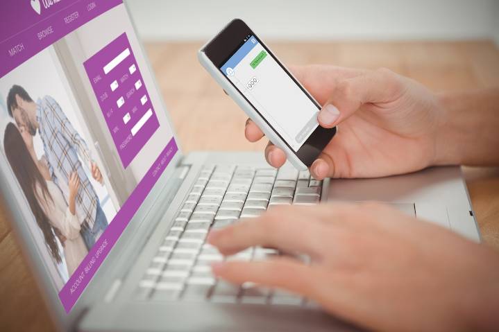 Ask Dating Coach Erika: Should I pay for dating apps?