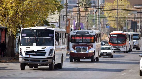 Camiones modificarán sus rutas por desfile el jueves