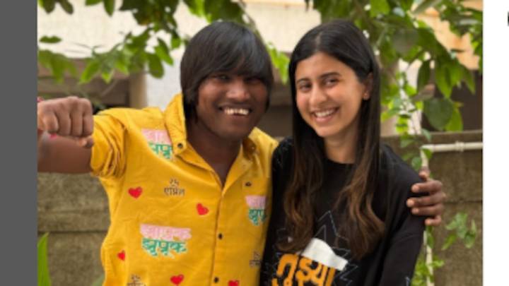 Suraj Chavan, el hombre “más hermoso de India”, causa sensación entre mujeres que quieren tomarse una foto con él