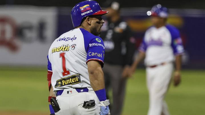 Tiburones pintó de blanco a Magallanes impulsado por jonrón de Franklin Barreto