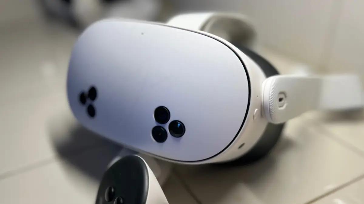 Can Wearing Virtual Reality Goggles and Smart Glasses Actually Damage Your Eyes?