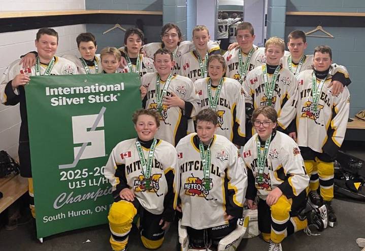 Stingy defence leads to Regional Silver Stick title for U15 squad
