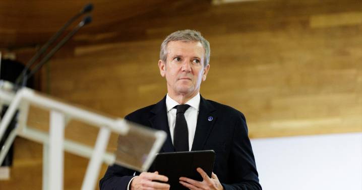 Alfonso Rueda defiende una única Facultad de Medicina descentralizada