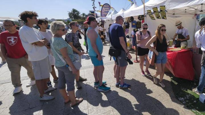 Primera Feria Puerto-Canteras & Cruises