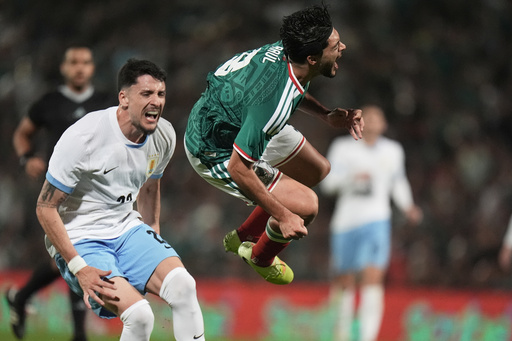 México muestra mejoría defensiva con 0-0 ante Uruguay en duelo amistoso