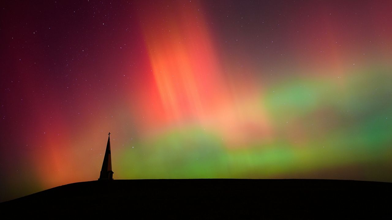 Northern lights seen across U.S.