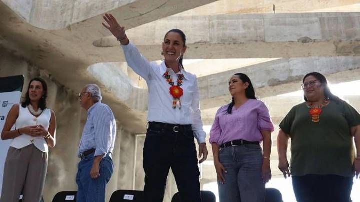 Mi equipo de seguridad son 10 compañeros de “ayudantía”: Sheinbaum