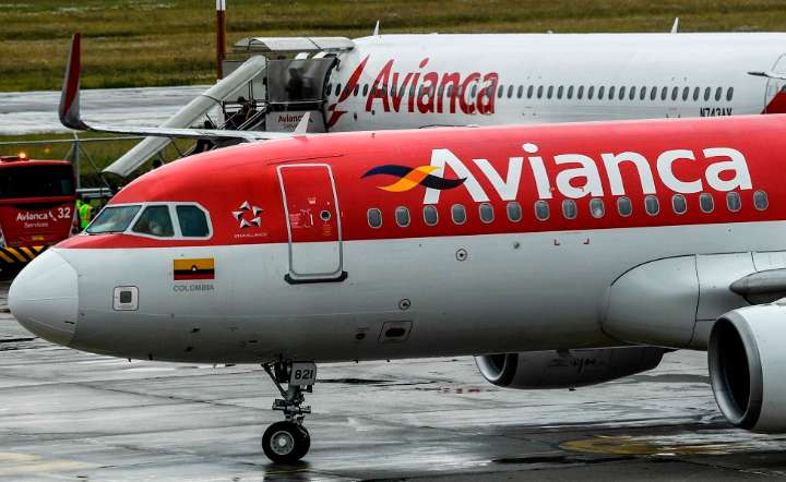 Más de 1,500 pasajeros en Colombia afectados por cancelaciones de vuelos tras alerta de la FAA sobre el espacio aéreo venezolano