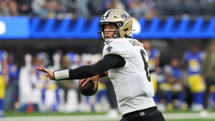 Saints at Panthers odds, picks and predictions