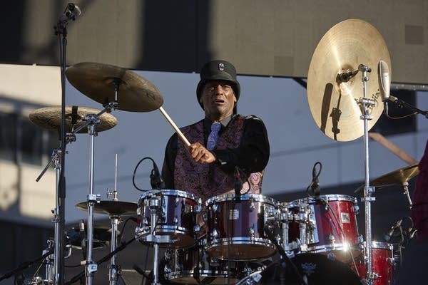 Jellybean Johnson, drummer for The Time and hitmaking producer, has died