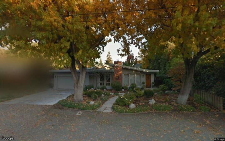 Three-bedroom home sells for $3.9 million in Palo Alto