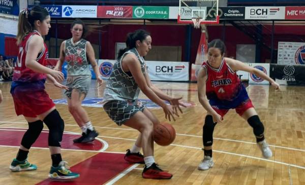 Comienzan las semifinales del torneo de Primera Femenino