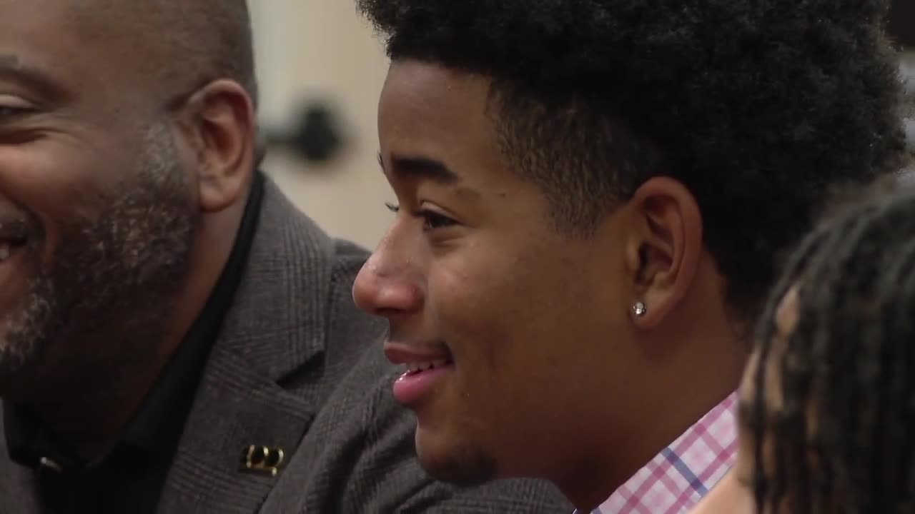 100 Black Men of Indianapolis program guides Indianapolis youth toward success