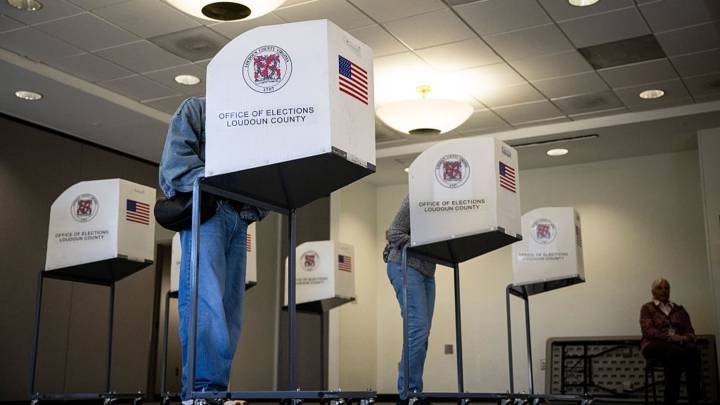 Democrats benefited from voters who don't like either party