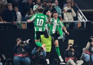 Antony y Abde se bastan para ganar al Lyon