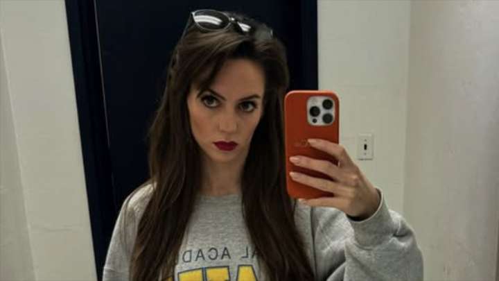 Jordon Hudson makes self-deprecating joke about Halloween costume