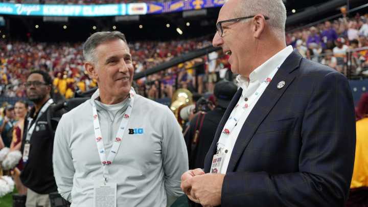 Big Ten's 24-team playoff plan becomes enemy of CFP expansion