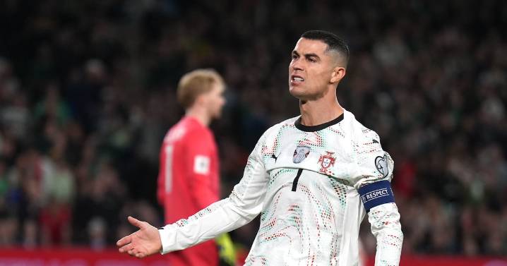 Cristiano Ronaldo complica el pase de Portugal al Mundial por infantil expulsión