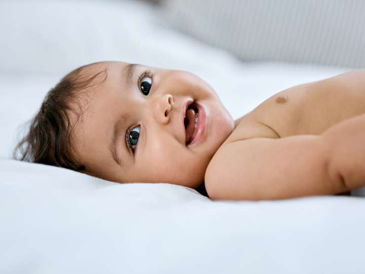 Cuáles son los nombres de bebés más populares en 2025 en Estados Unidos