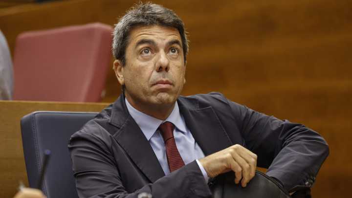 Mazón comparece na comisión da DINA de Valencia oito días despois de dimitir como president