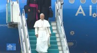 El papa León XIV realiza su primer viaje internacional, llega a Turquía donde estará 4 días
