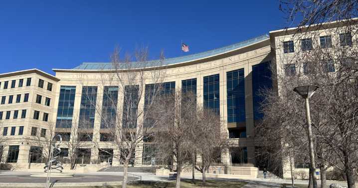 Progressive candidates push ahead in Aurora City Council race