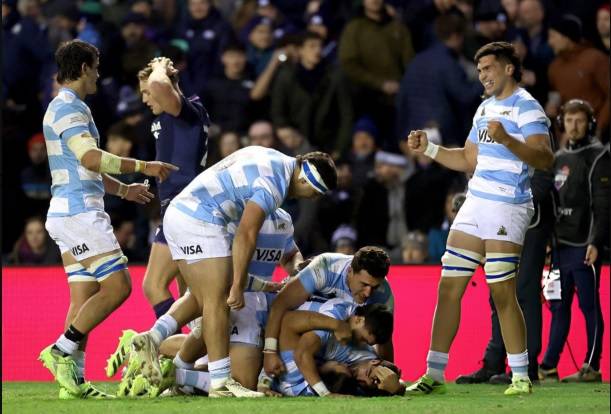 Enorme remontada de Los Pumas para ganar en Escocia