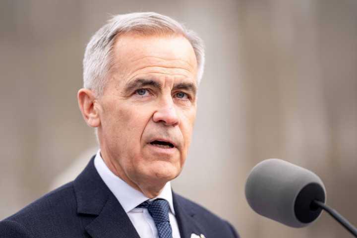 New measures to protect Canadian steel, softwood lumber industries