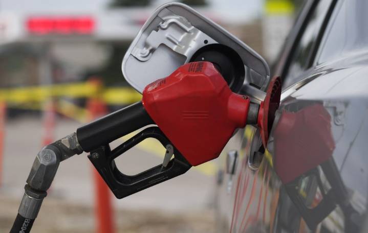 R.I. gas prices inch past $3 a gallon before Thanksgiving travel period