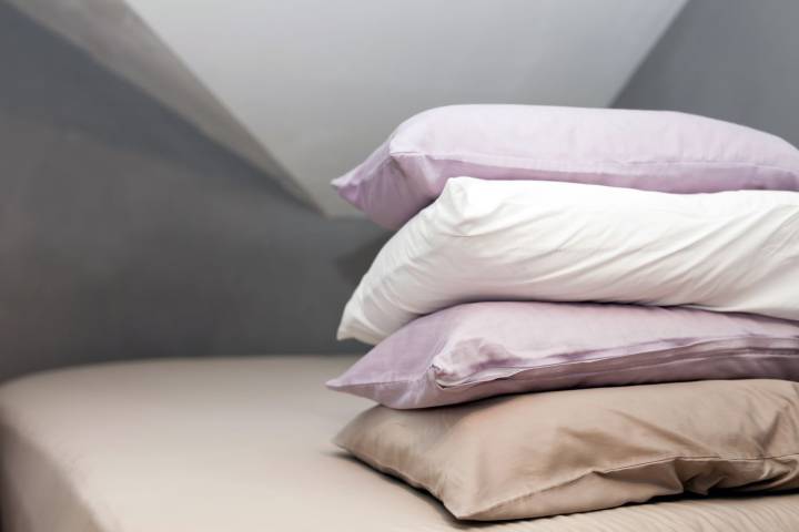 10 Ways to Repurpose Old Pillowcases