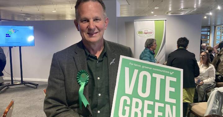 Mid Suffolk Council take £165k investment loss to decarbonise