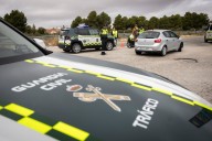 Una mujer y tres menores heridos tras el vuelco de un coche