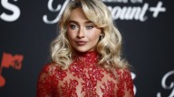 Sabrina Carpenter será la protagonista de un musical basado en “Alicia en el país de las maravillas”