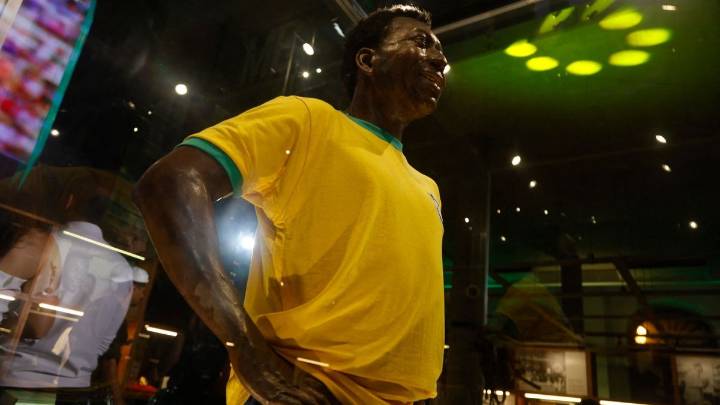 Marca de Pelé es adquirida por la empresa familiar de Neymar