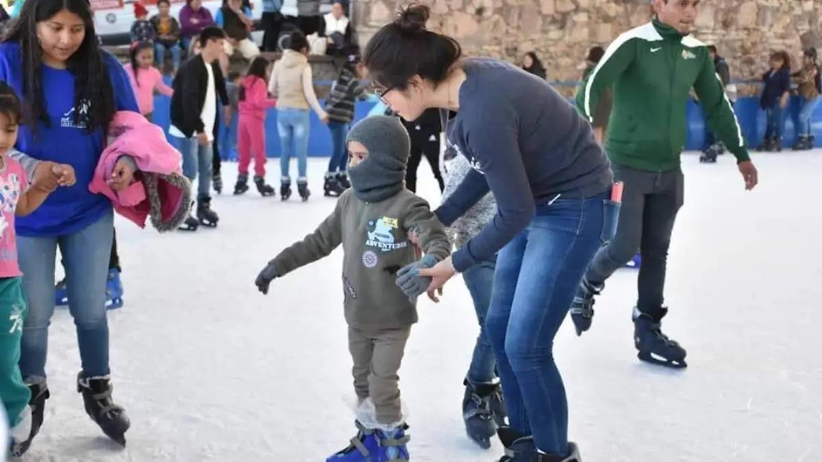 Guanajuato tendrá pista de hielo y nieve artificial en su Festival Navideño