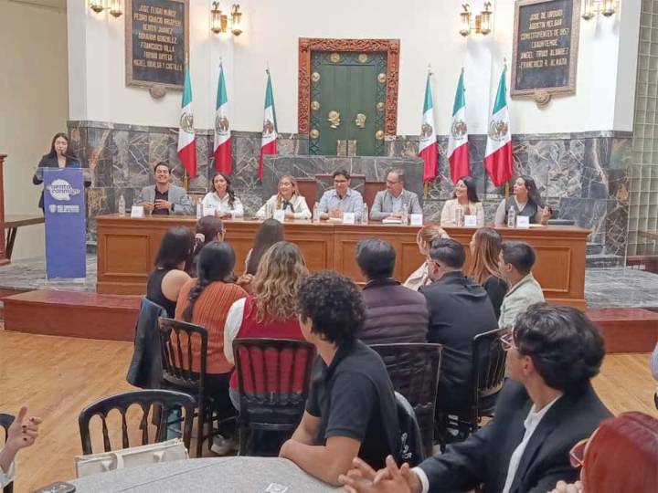 Realiza el foro nacional “Al Frente por México”