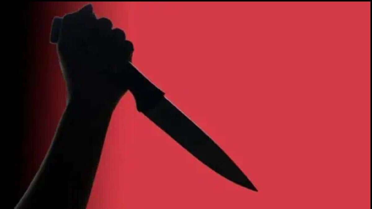 MP: Drunk man stabs Dalit friend over caste, strikes him with rock