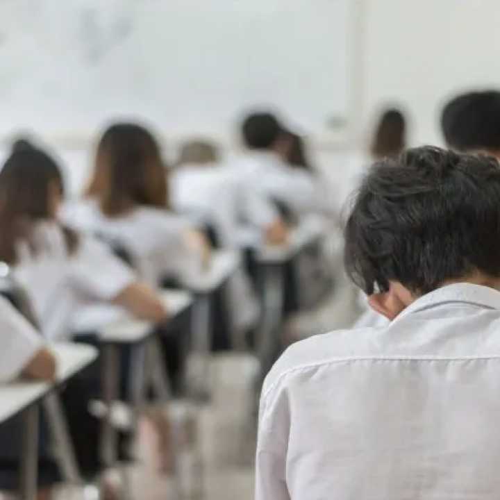 El Gobierno derogó una norma que regulaba las cuotas y matrículas de colegios privados: todos los detalles