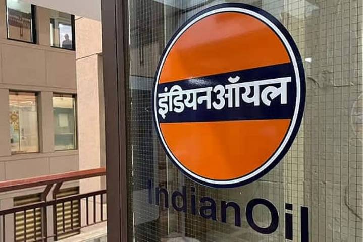 IOC and 4 other stocks that transitioned from losses to profits in Q2 FY26 to keep on your radar