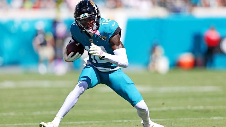 Jaguars' Travis Hunter has surgery, to miss rest of season