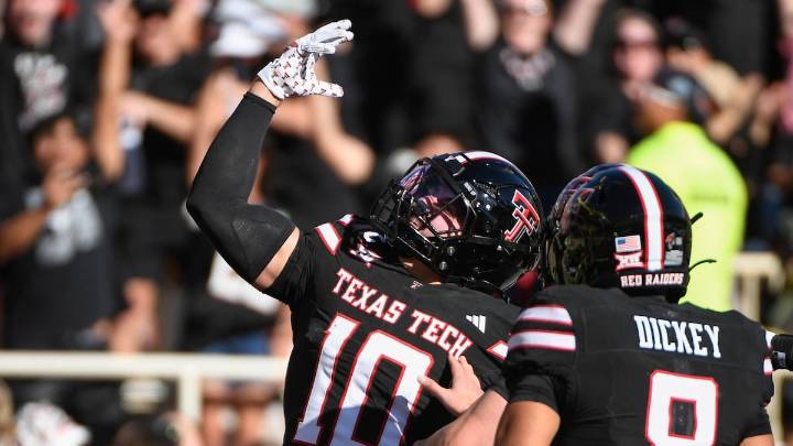 Jacob Rodriguez strikes Heisman pose again as No. 8 Texas Tech routs UCF