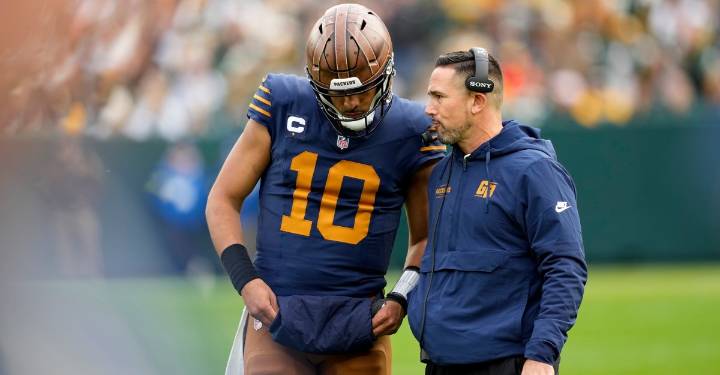 NFC Playoff Picture: Green Bay Packers fall behind idle Eagles, Buccaneers after loss