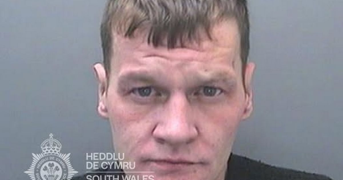 Man shouted 'I'll stab you' at neighbour while brandishing knife